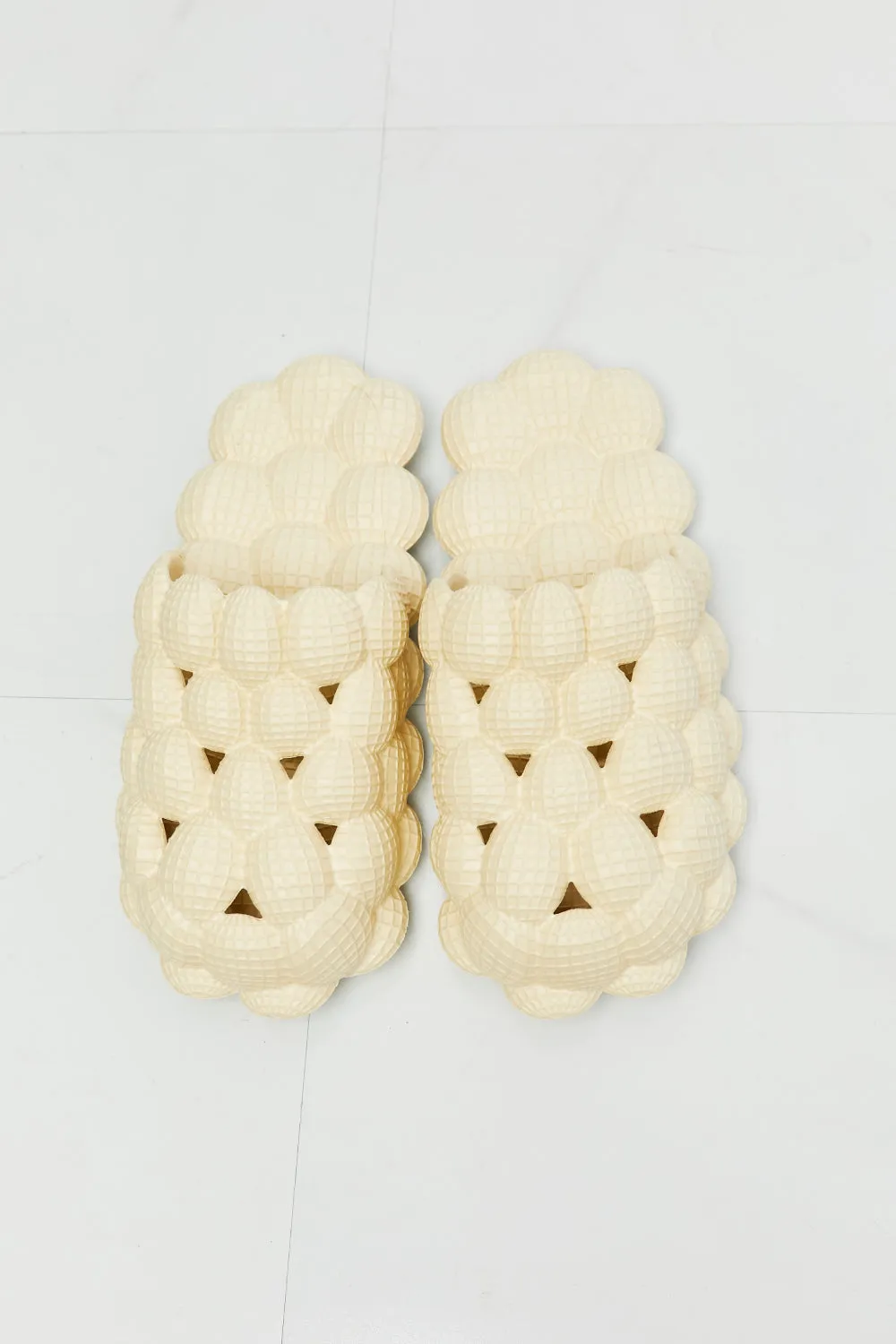 Bubble Slides in Cream