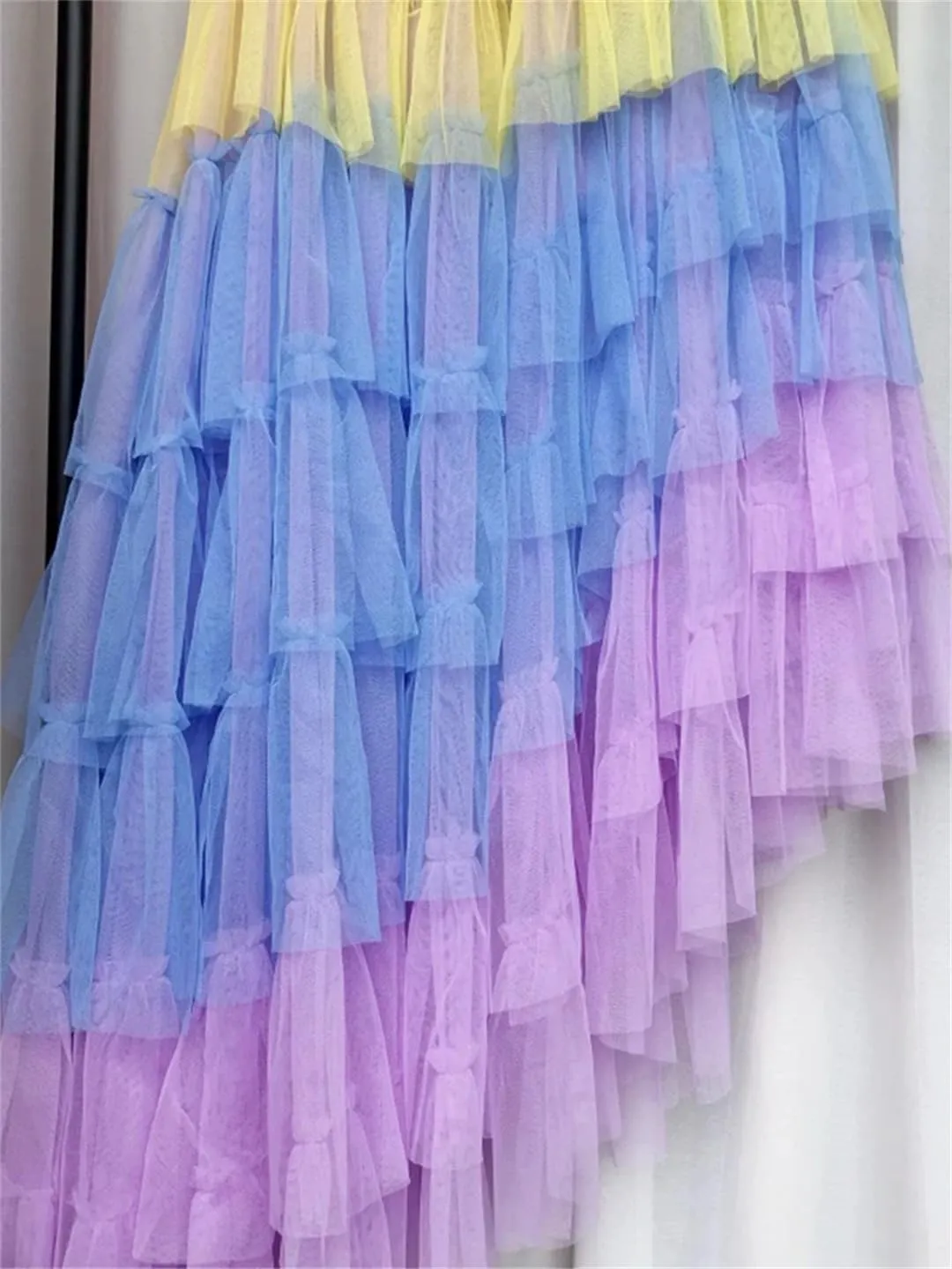 Fashionable Gradient Tulle Maxi Skirt Women Elegant Ruffles Irregular Hem Tiered Mesh High Waist Long Skirt
