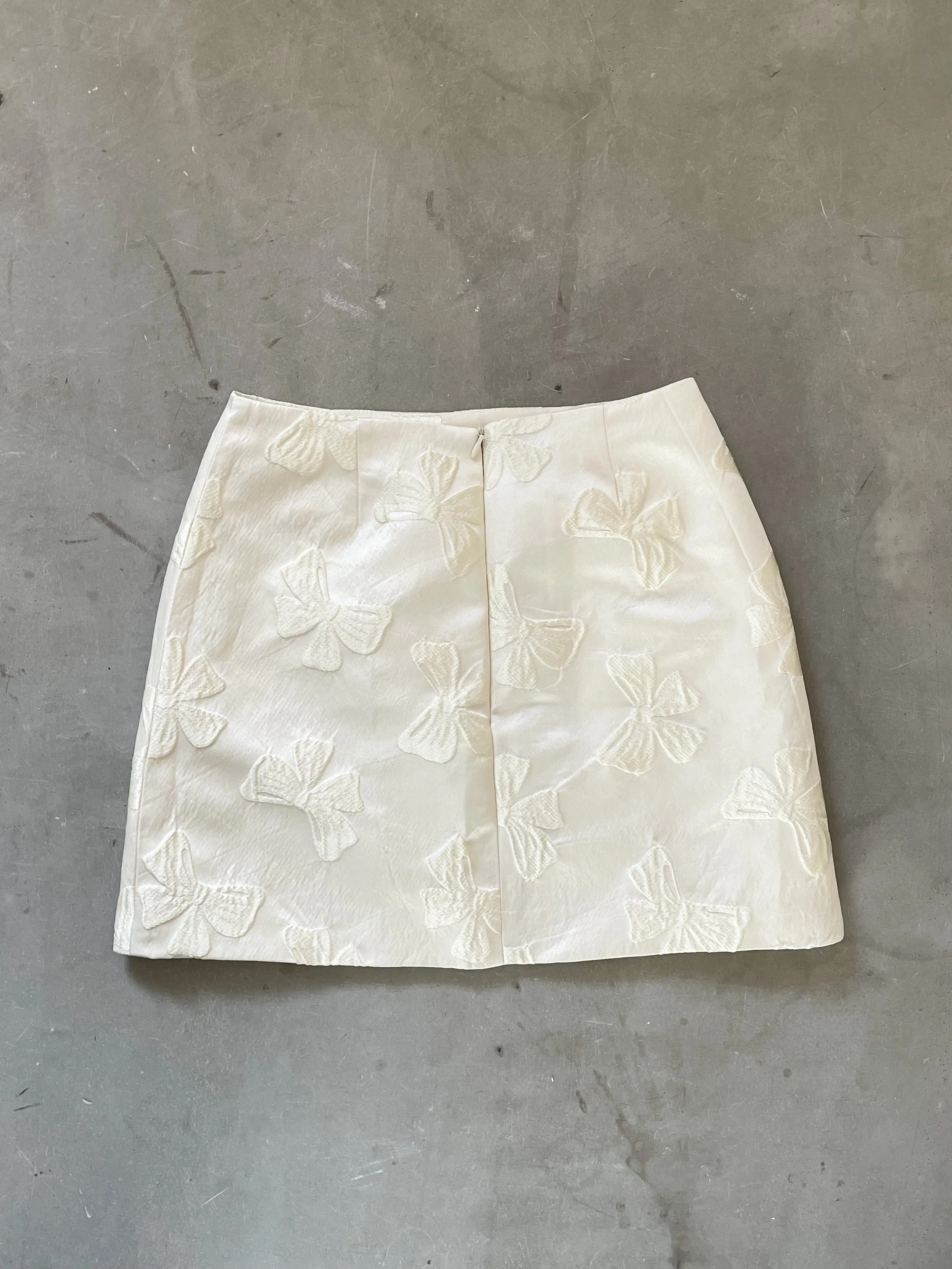 Feminine Ribbon Mini Skirt
