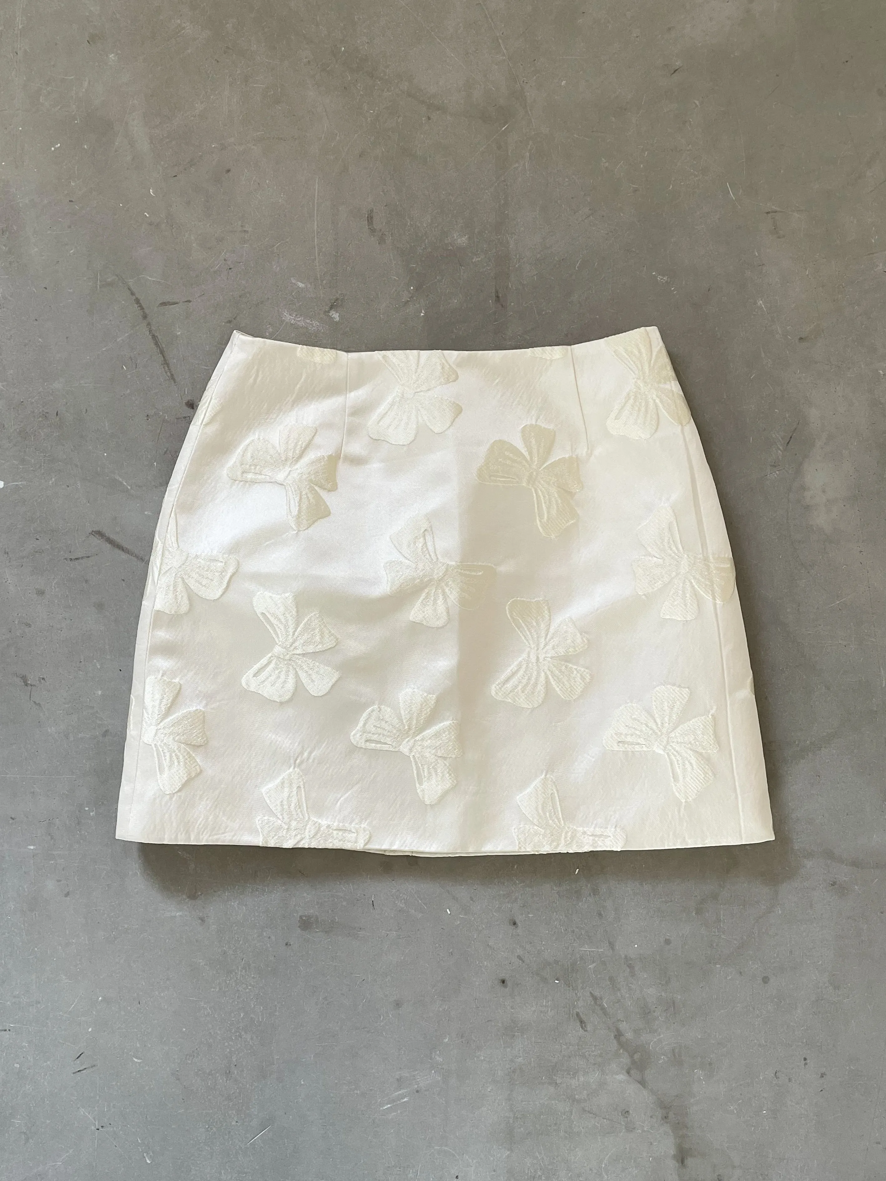Feminine Ribbon Mini Skirt